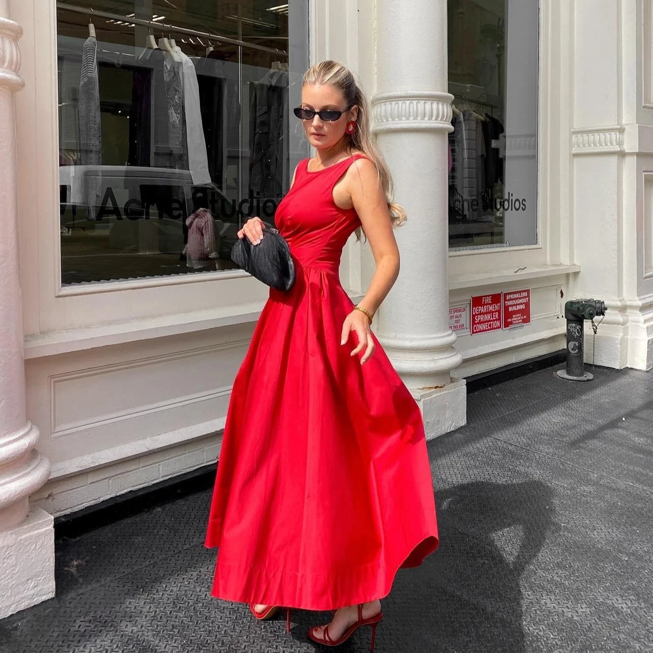 Amélie | Elegant Midi Dress