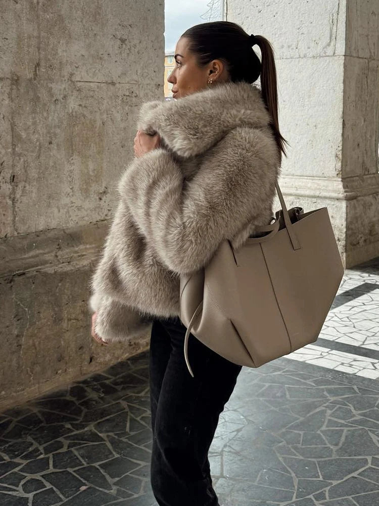 Liora | Faux Fur Coat